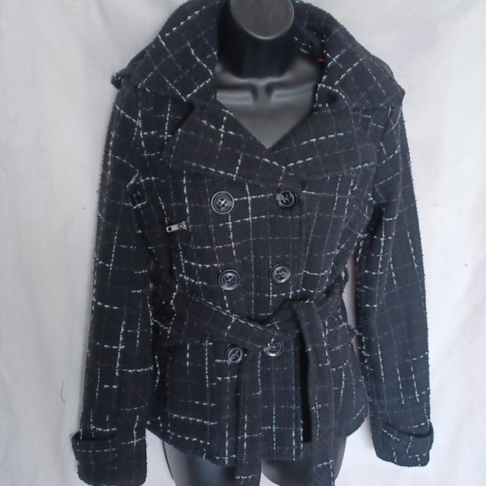 Maralyn & Me B/W coat, M, GUC